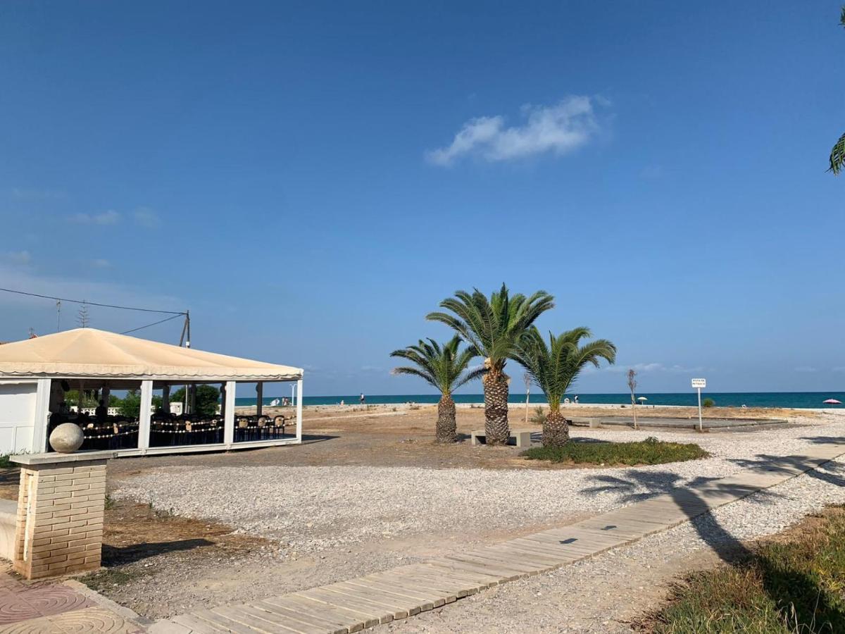 Beachfront Apartment With A Private Garden On The Ground Floor Moncófar Dış mekan fotoğraf