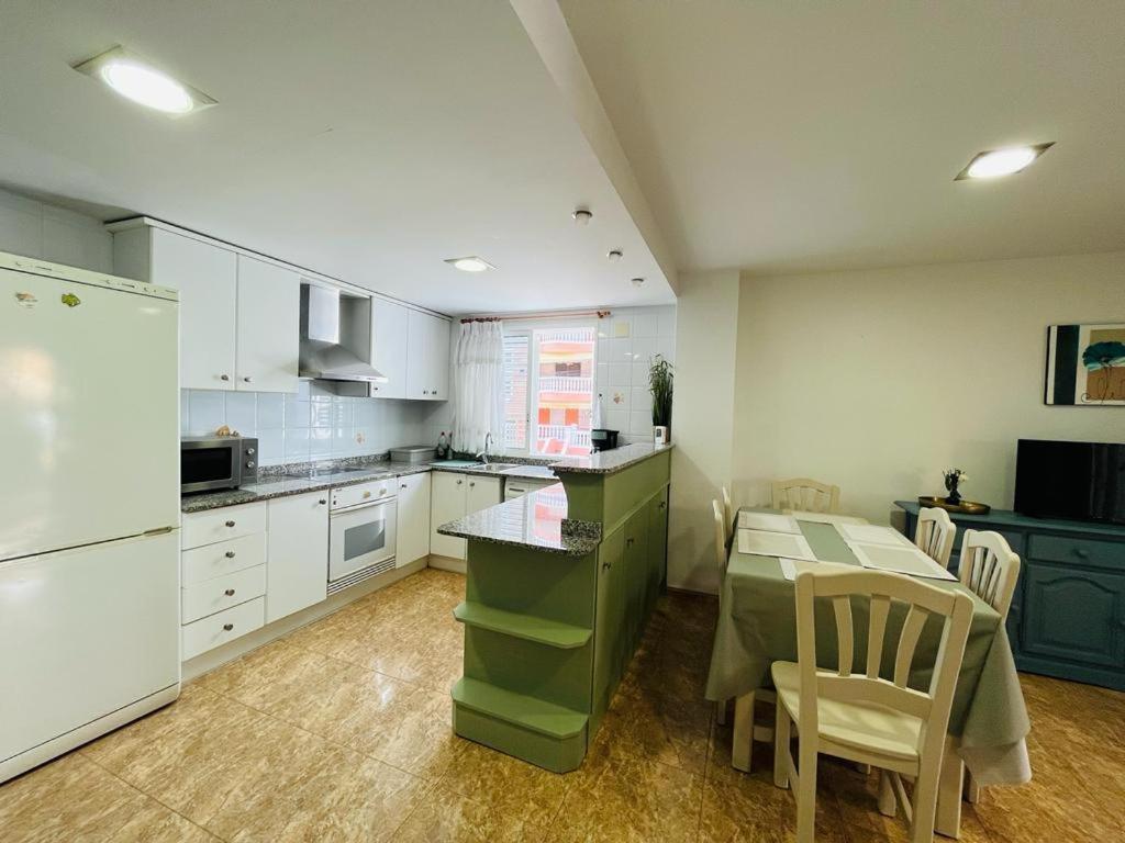 Beachfront Apartment With A Private Garden On The Ground Floor Moncófar Dış mekan fotoğraf